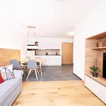 Berg Aparts Faschina 7